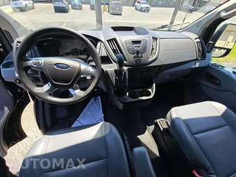 2019 Ford Transit 250 Cargo Van w/RH Swing-Out Doors Low Roof 129.9" WB - miniatura 10