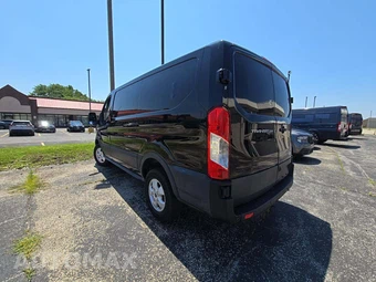 2019 Ford Transit 250 Cargo Van w/RH Swing-Out Doors Low Roof 129.9" WB - miniatura 2