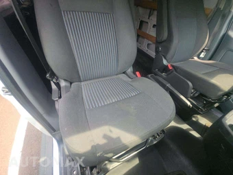 2019 Ford Transit 250 Cargo Van w/RH Swing-Out Doors Low Roof 129.9" WB - miniatura 19