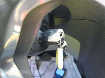 2019 Ford Transit 250 Cargo Van w/RH Swing-Out Doors Low Roof 129.9" WB - miniatura 8
