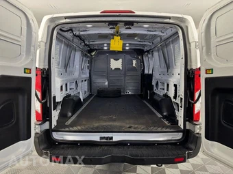 2019 Ford Transit 250 Cargo Van w/RH Swing-Out Doors Low Roof 147.6" WB - miniatura 30