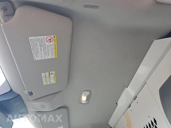 2019 Ford Transit 250 Cargo Van w/RH Swing-Out Doors Low Roof 147.6" WB - miniatura 16