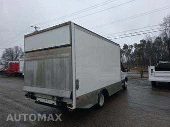 2019 Ford Transit 350 HD Cab Chassis 9950 GVWR DRW - miniatura 3