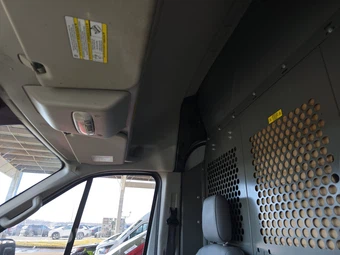 2019 Ford Transit 350 HD Cargo Van w/RH Sliding Door 9950 GVWR DRW High Roof 147.6" WB - miniatura 17