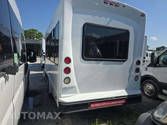 2019 Ford Transit 350 HD Cutaway 10360 GVWR DRW - miniatura 3