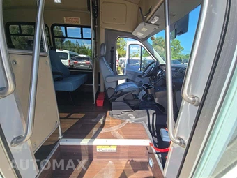 2019 Ford Transit 350 HD Cutaway 10360 GVWR DRW - miniatura 17