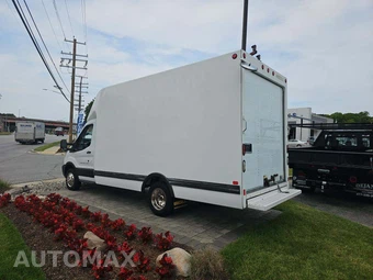 2019 Ford Transit 350 HD Cutaway 10360 GVWR DRW - miniatura 2