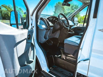2019 Ford Transit 350 HD Passenger Van XL DRW High Roof 147.6" WB - miniatura 11