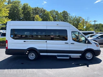 2019 Ford Transit 350 HD Passenger Van XL DRW High Roof 147.6" WB - miniatura 13