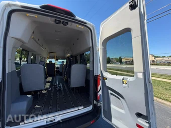 2019 Ford Transit 350 HD Passenger Van XL DRW High Roof 147.6" WB - miniatura 52
