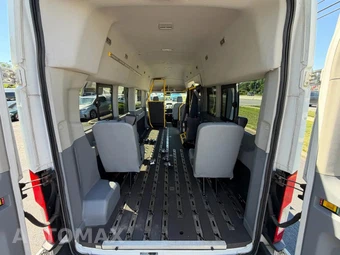 2019 Ford Transit 350 HD Passenger Van XL DRW High Roof 147.6" WB - miniatura 54