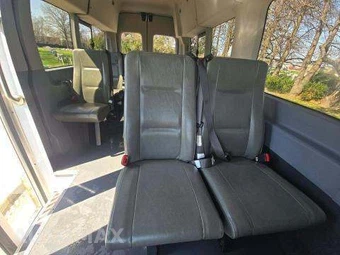 2019 Ford Transit 350 HD Passenger Van XL DRW High Roof 147.6" WB - miniatura 13