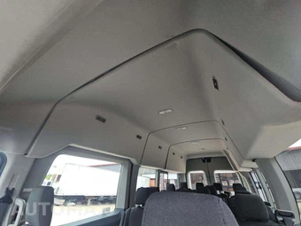 2019 Ford Transit 350 HD Passenger Van XLT DRW High Roof 147.6" WB - miniatura 11