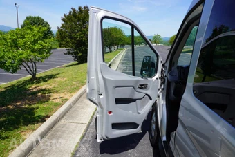 2019 Ford Transit 350 Passenger Van XLT w/RH Sliding Door Medium Roof 147.6" WB - miniatura 24