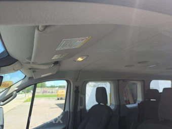 2019 Ford Transit 350 Passenger Van XLT w/RH Swing-Out Doors Low Roof 147.6" WB - miniatura 11