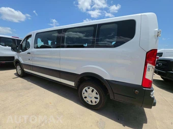 2019 Ford Transit 350 Passenger Van XLT w/RH Swing-Out Doors Low Roof 147.6" WB - miniatura 2