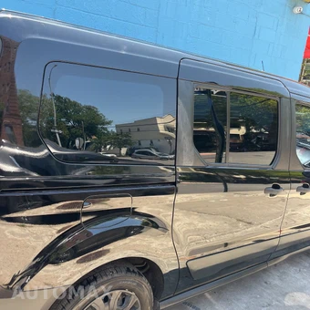 2019 Ford Transit Connect Passenger Wagon XL Minivan w/Rear Swing-Out Doors 120.6" WB - miniatura 8
