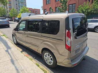 2019 Ford Transit Connect Passenger Wagon XLT Minivan w/Rear Swing-Out Doors 120.6" WB - miniatura 2