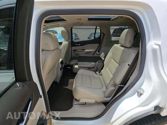 2019 GMC Acadia Denali 5SA - miniatura 13