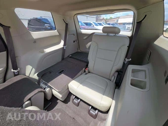 2019 GMC Acadia Denali 5SA - miniatura 14