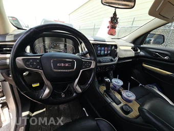 2019 GMC Acadia Denali 5SA – miniatura 11