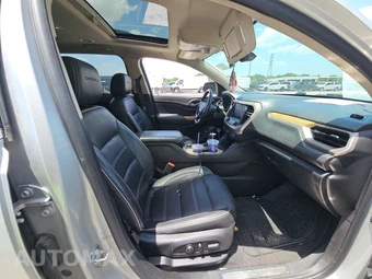 2019 GMC Acadia Denali 5SA – miniatura 8