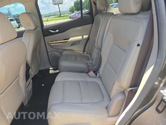 2019 GMC Acadia Denali 5SA – miniatura 10