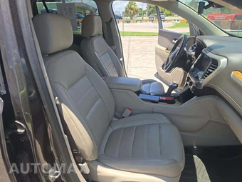 2019 GMC Acadia Denali 5SA – miniatura 16