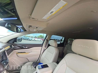 2019 GMC Acadia Denali 5SA - miniatura 8