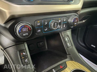 2019 GMC Acadia Denali 5SA - miniatura 21