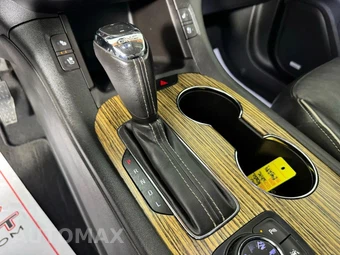 2019 GMC Acadia Denali 5SA - miniatura 22