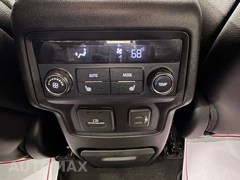 2019 GMC Acadia Denali 5SA - miniatura 38