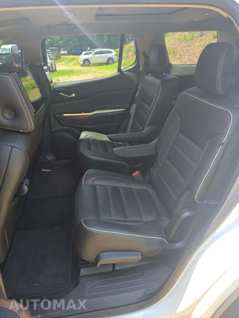 2019 GMC Acadia Denali 5SA – miniatura 13