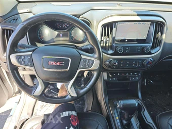 2019 GMC Canyon Denali Crew Cab Medium Bed 4SD - miniatura 10