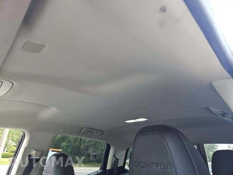 2019 GMC Canyon Denali Crew Cab Medium Bed 4SD - miniatura 11