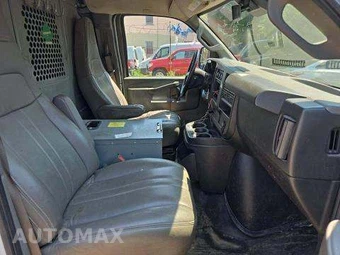 2019 GMC Savana 3500 Cargo Van 1WT - miniatura 16