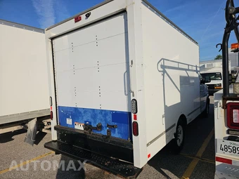 2019 GMC Savana 3500 Cutaway 1WT – miniatura 4