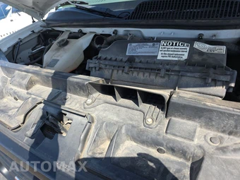2019 GMC Savana 3500 Cutaway 1WT – miniatura 15
