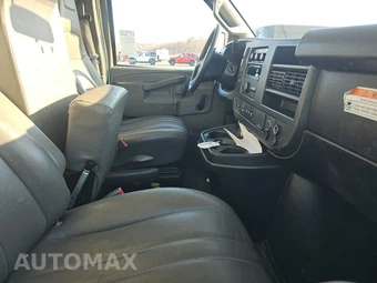 2019 GMC Savana 3500 Cutaway 1WT – miniatura 8