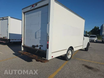 2019 GMC Savana 3500 Cutaway 1WT - miniatura 4