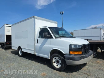 2019 GMC Savana 3500 Cutaway 1WT – miniatura 3