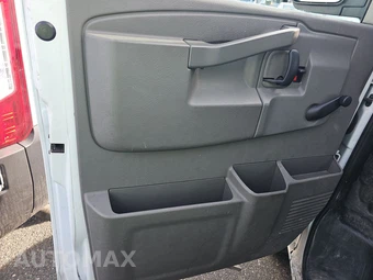 2019 GMC Savana 3500 Cutaway 1WT – miniatura 9