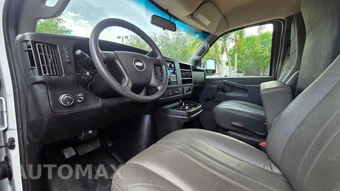 2019 GMC Savana 3500 Cutaway 1WT - miniatura 9