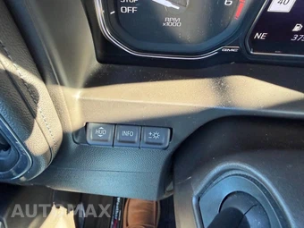 2019 GMC Sierra 1500 Denali Crew Cab Medium Bed - miniatura 25
