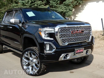 2019 GMC Sierra 1500 Denali Crew Cab Short Bed - miniatura 2