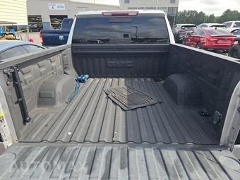 2019 GMC Sierra 1500 SLT Crew Cab Short Bed 4SA - miniatura 16