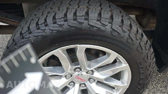 2019 GMC Sierra 1500 SLT Crew Cab Short Bed 4SA - miniatura 18