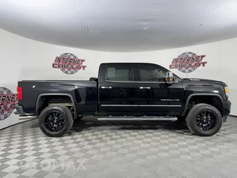 2019 GMC Sierra 2500 Denali HD Crew Cab Medium Bed 5SA - miniatura 8