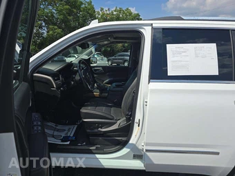 2019 GMC Yukon Denali 5SA - miniatura 3