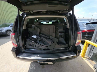 2019 GMC Yukon Denali 5SA - miniatura 15
